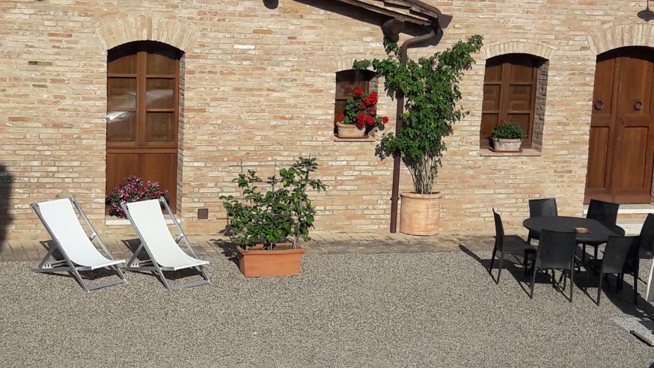 Agriturismo San Pierino Monteroni dʼArbia المظهر الخارجي الصورة